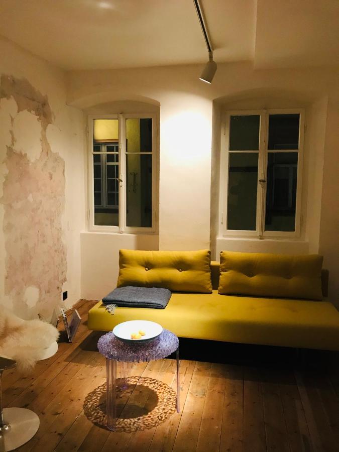 Boutique-Ferienwohnung Im Alten Weinhaus Moser Grünstadt Exterior foto